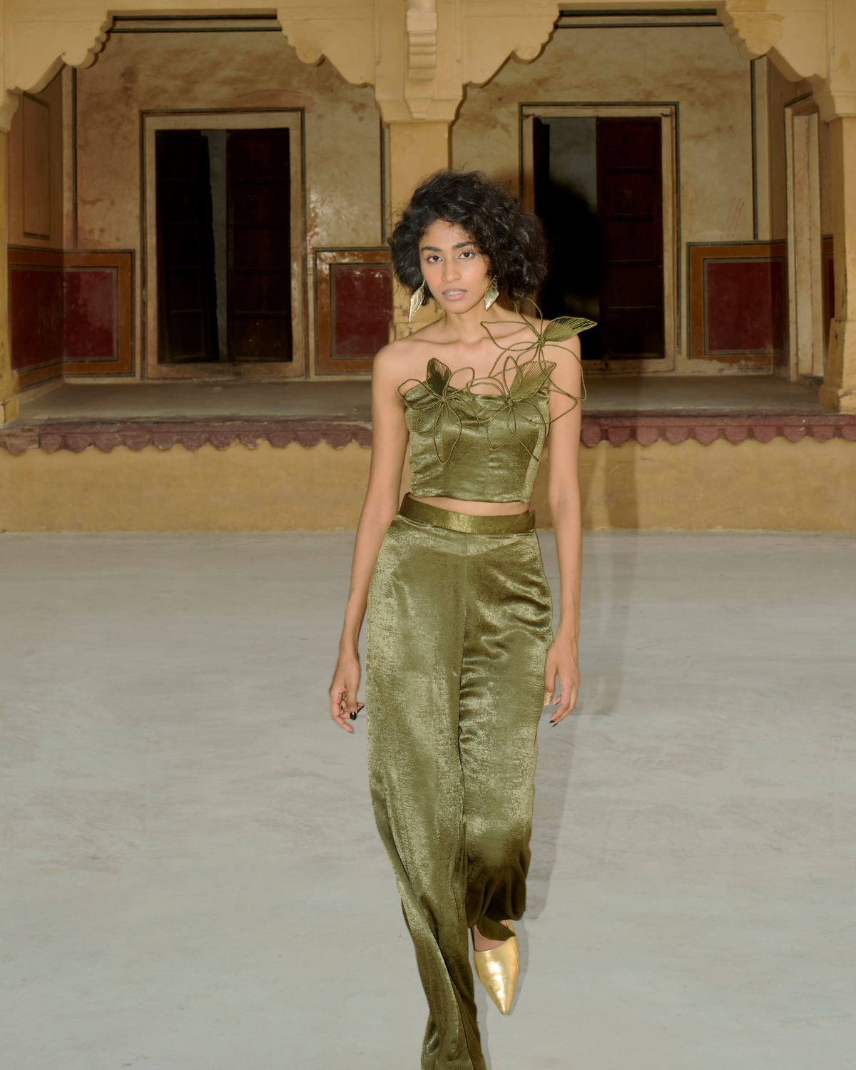 OLIVE FLORA CORSET & PANTS
