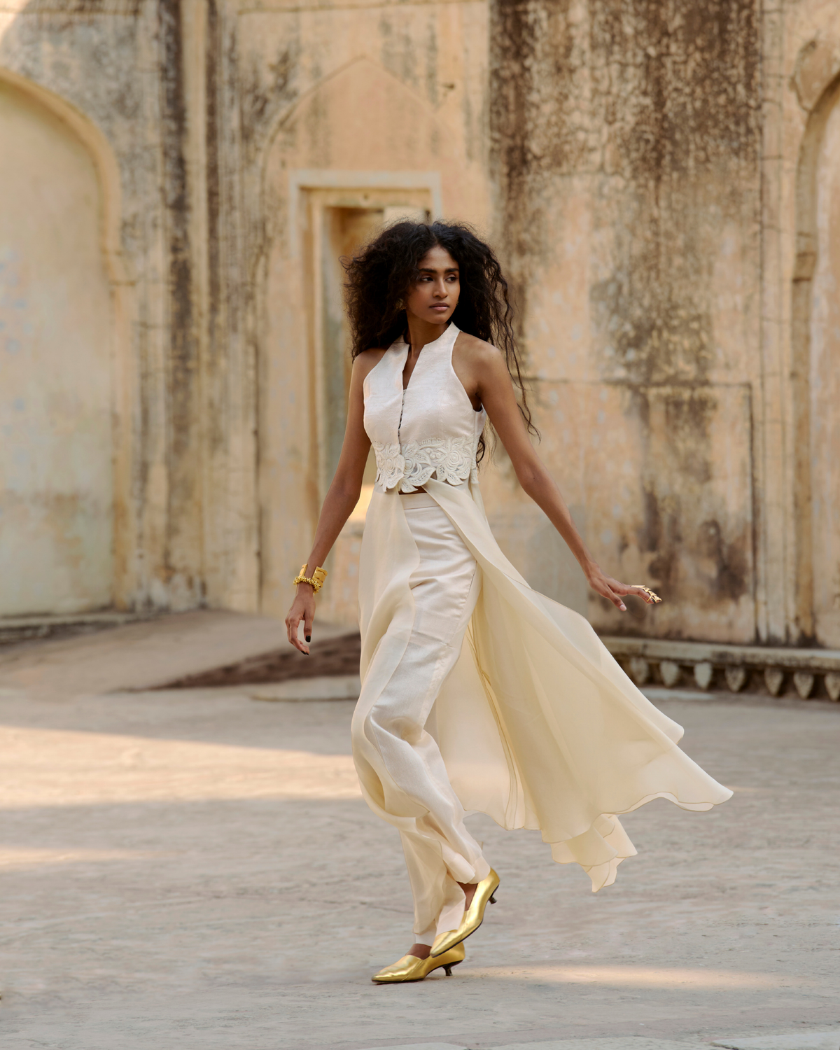 ZEHRA Top & HORIZON Pants