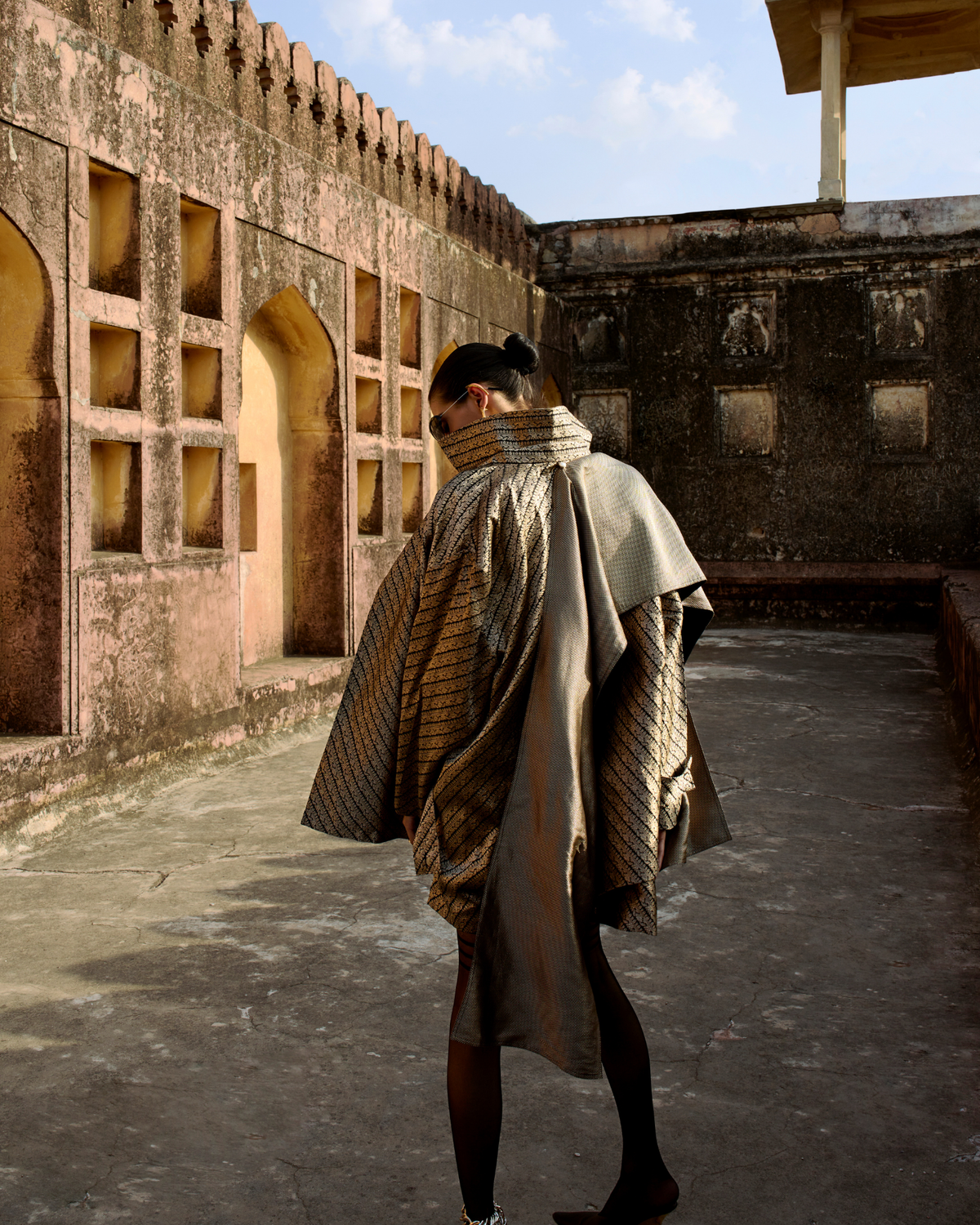 BURNT CROWN SHAWL Dress