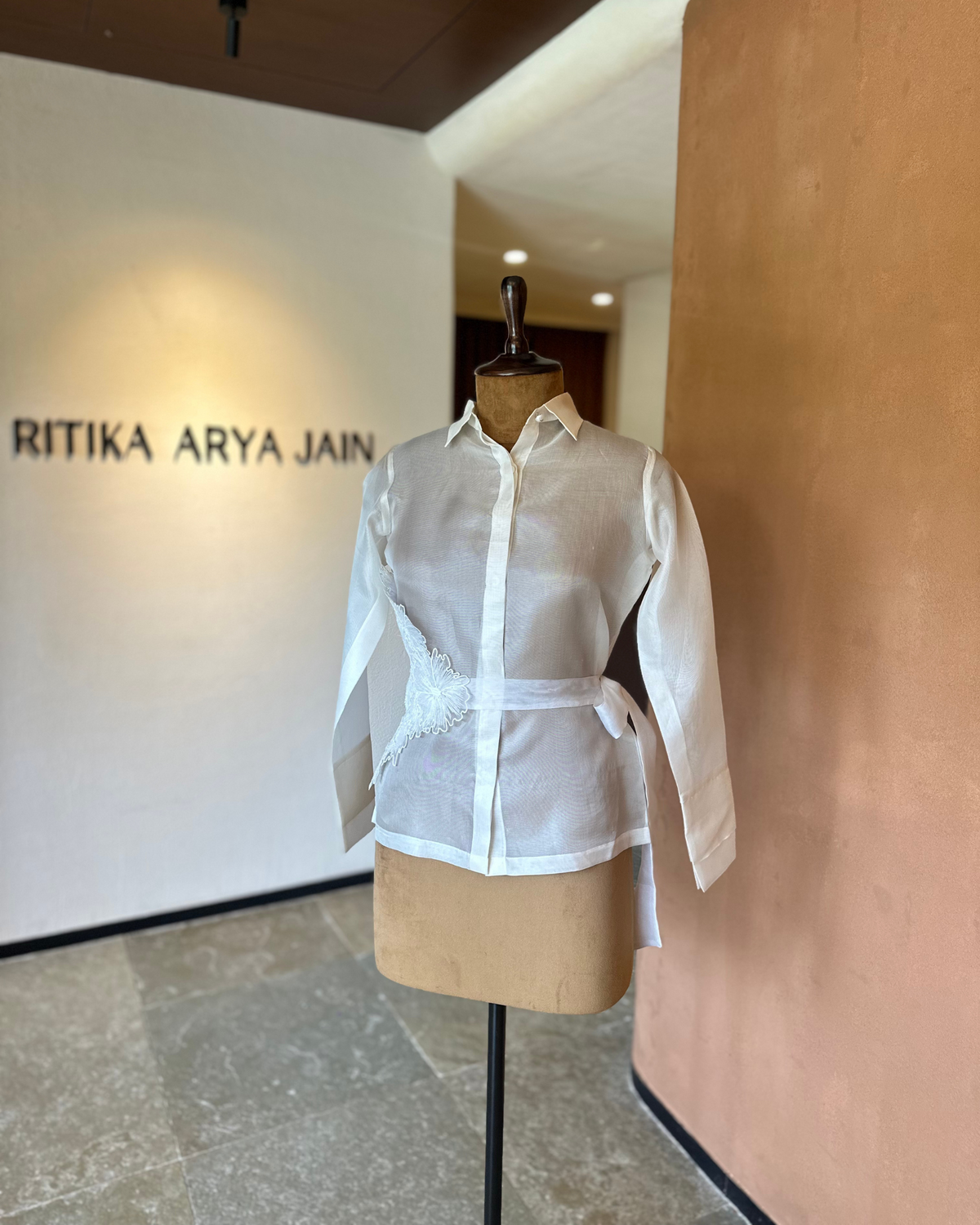 WHITE SHIRT With BELT