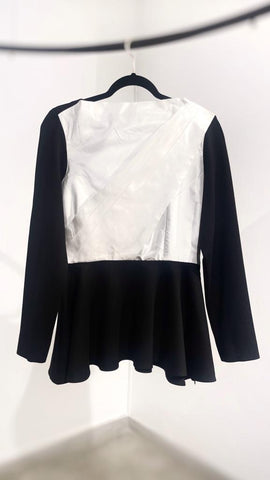 Monochrome top