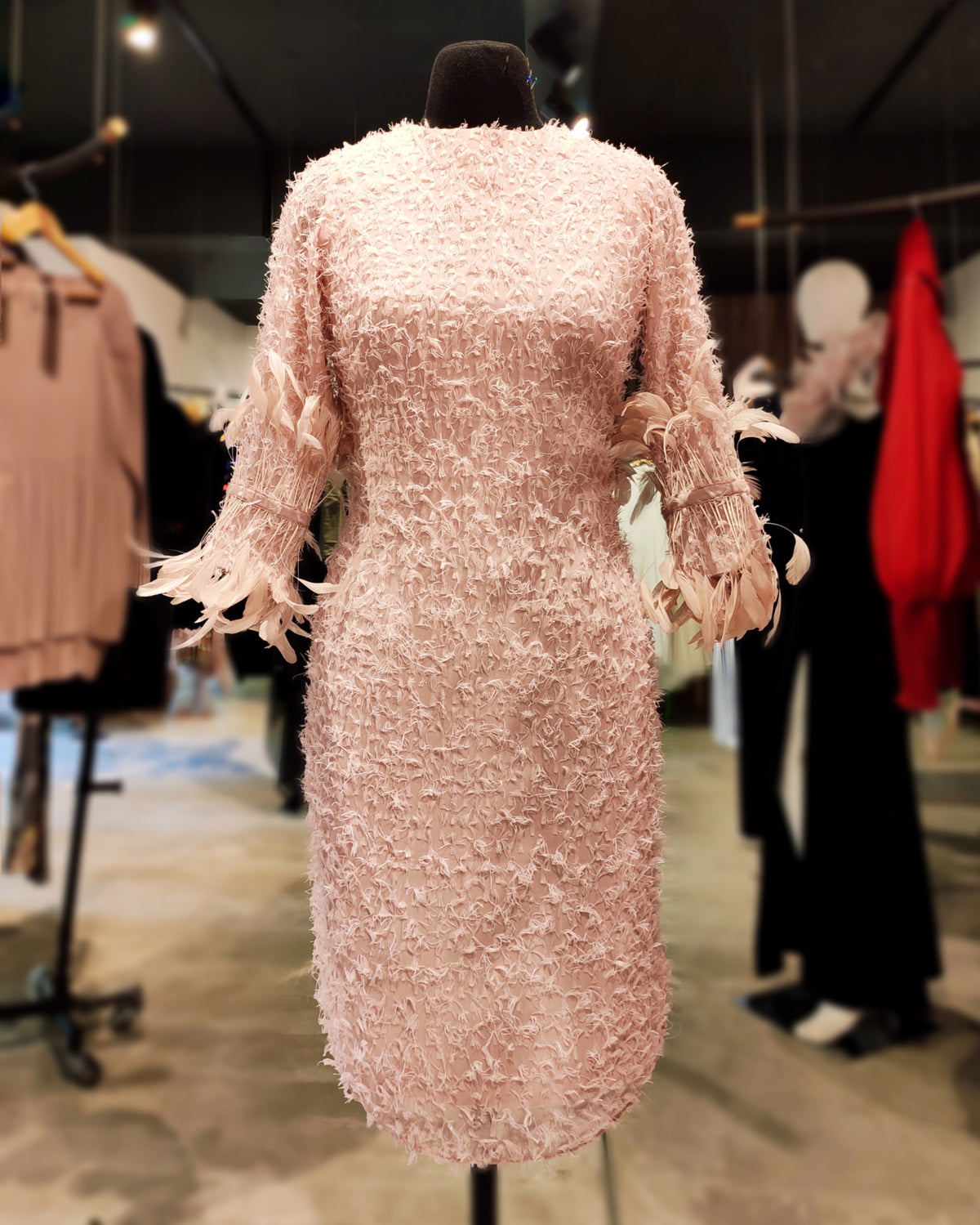 Pink thread dress with belt